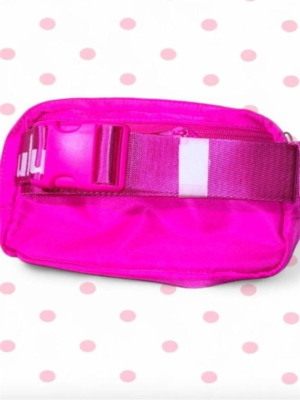 Lululemon Everywhere Belt Bag NEW & Hot Pink Color - Picture 2 of 2
